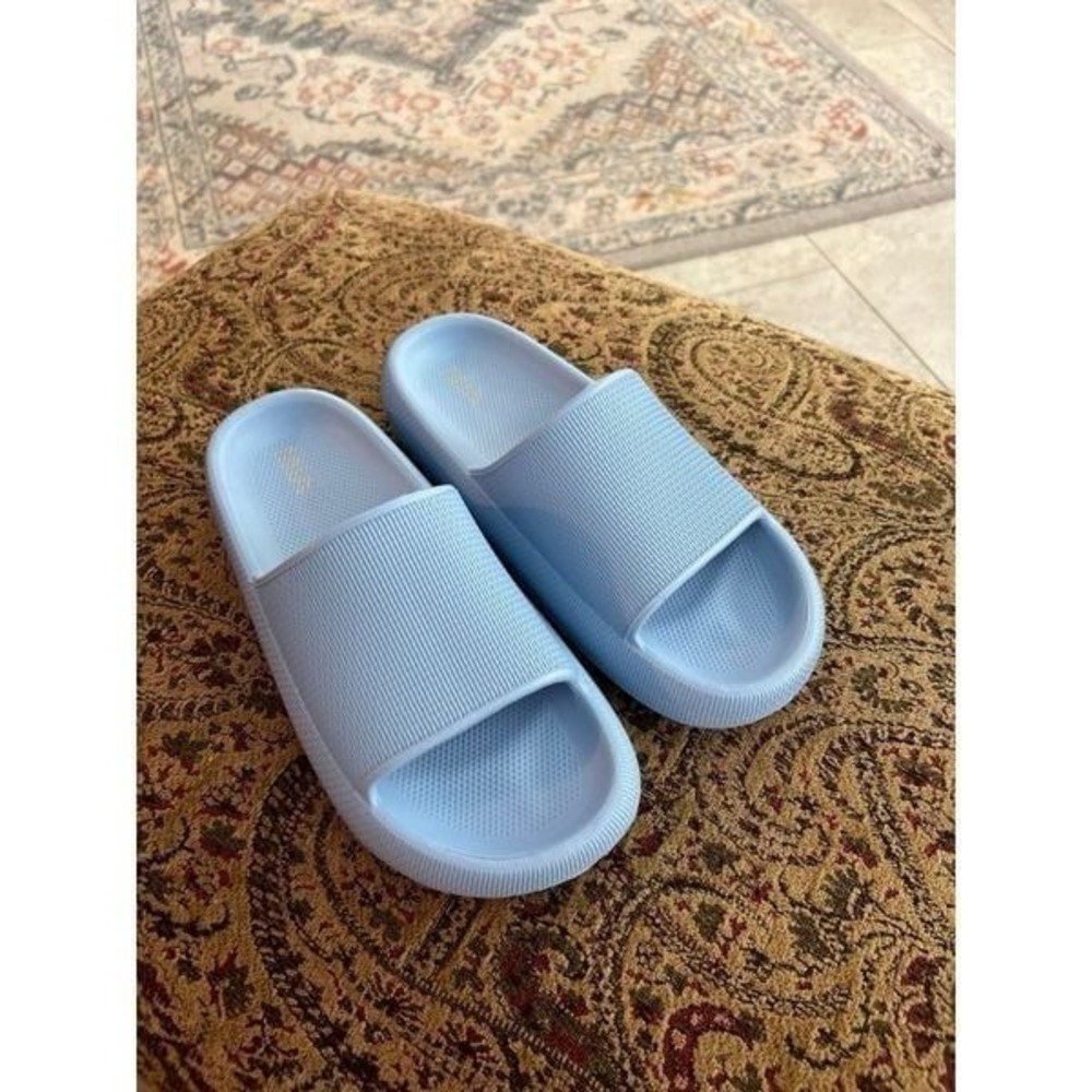 Mia slides‎ baby blue woman's size 9 new